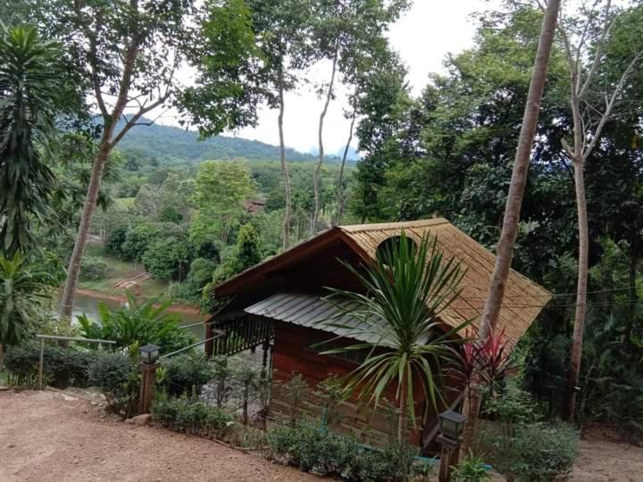 ภูริรักษ์ โฮมสเตย์ Ban Pha Saeng Lang Kültér fotó