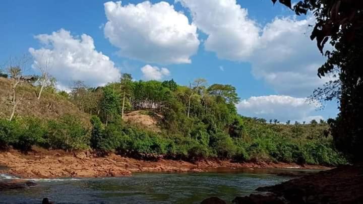 ภูริรักษ์ โฮมสเตย์ Ban Pha Saeng Lang Kültér fotó